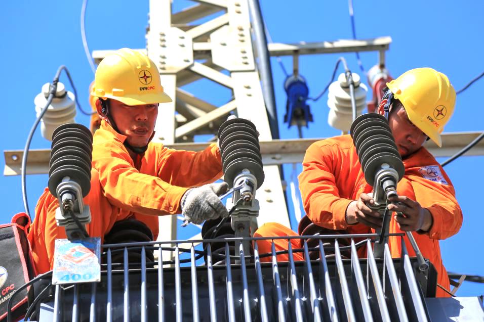 8 tháng đầu năm 2022, điện sản xuất của EVN và các Tổng Công ty Phát điện đạt 84,57 tỷ kWh