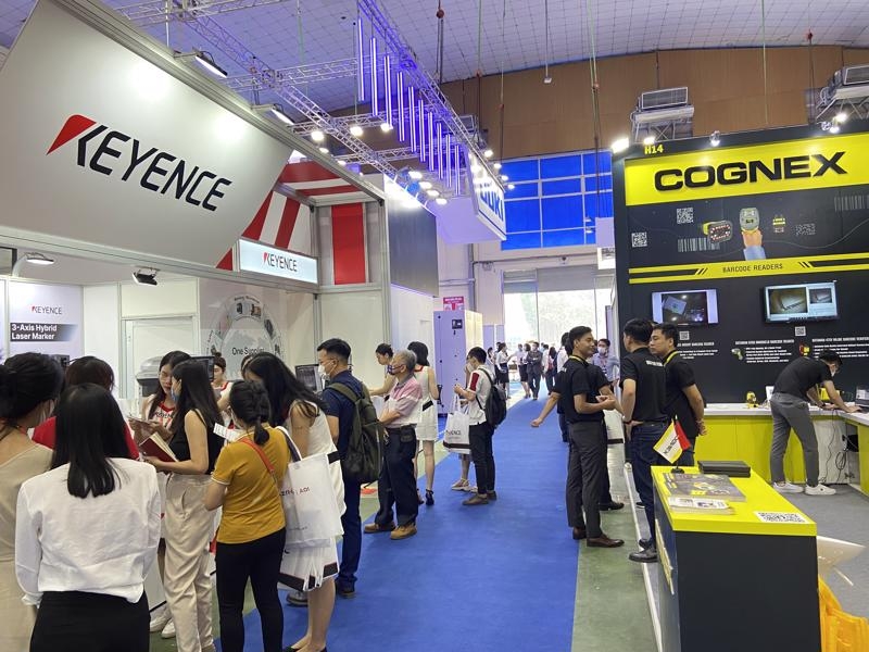 Global electronic supply chains beckon