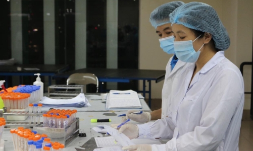 Đề xuất tăng phụ cấp ngành y tế ở mức cao nhất 