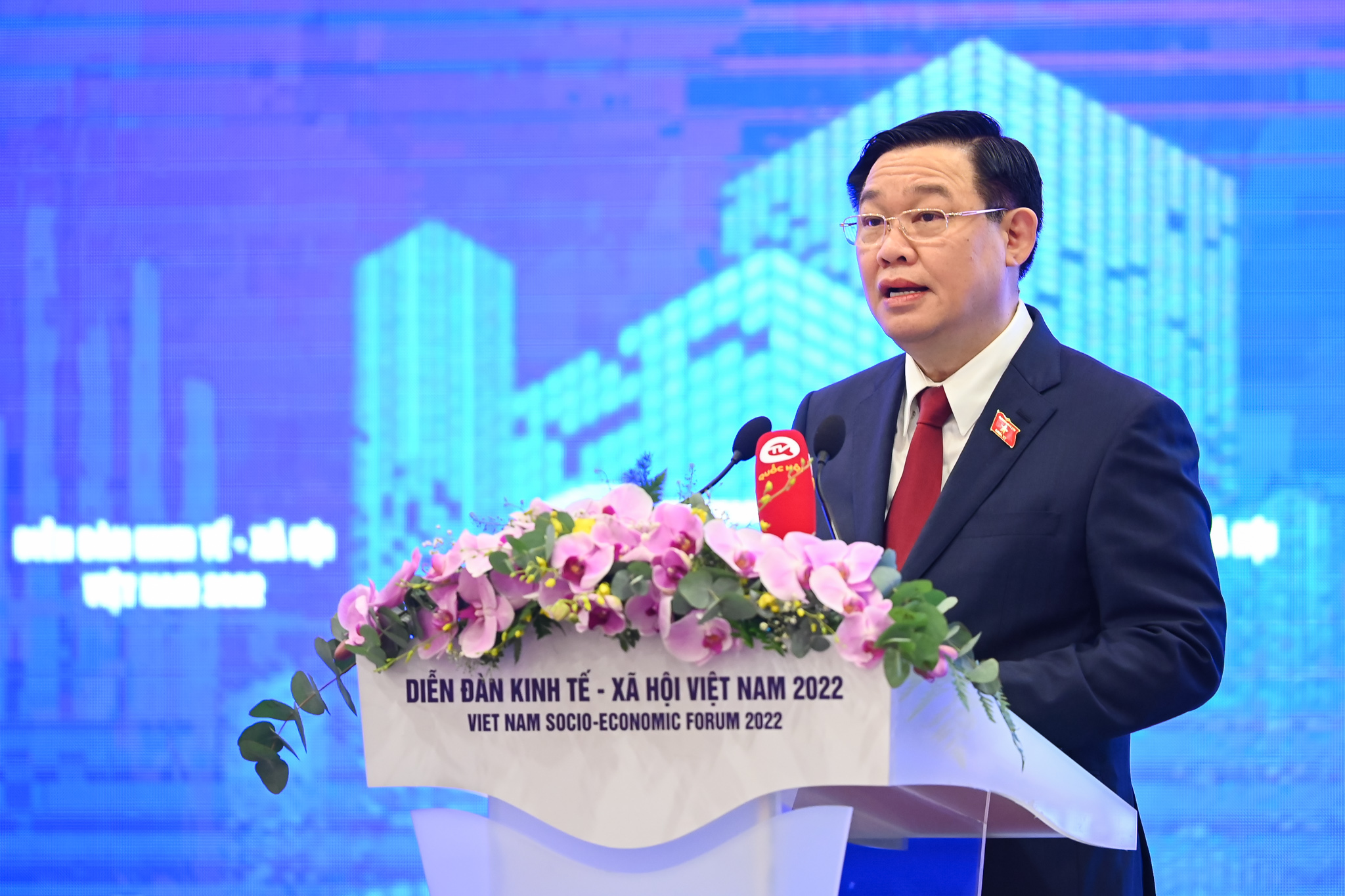 Chủ tịch Quốc hội Vương Đình Huệ phát biểu khai mạc Diễn đàn. Ảnh - Quochoi.vn. 