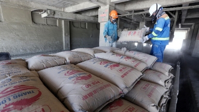 Plastic waste as a resource