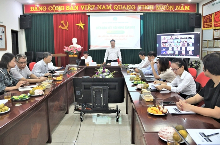 Điểm cầu H&agrave; Nội của diễn đ&agrave;n.