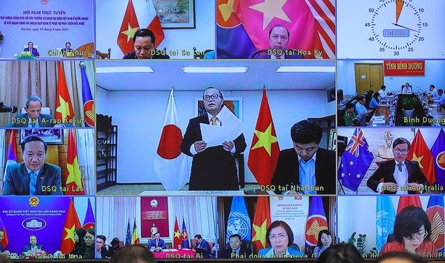 Các cơ quan đại diện Việt Nam ở nước ngoài đề xuất nhiều kiến nghị đẩy mạnh ngoại giao kinh tế. Ảnh - VGP. 