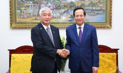 Đề nghị Nhật Bản miễn hai loại thuế cho lao động Việt Nam