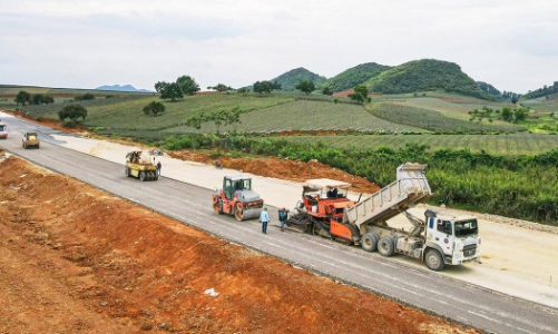 Bộ Giao thông vận tải tăng tốc giải ngân hơn 20.000 tỷ, dồn lực cho cao tốc Bắc - Nam