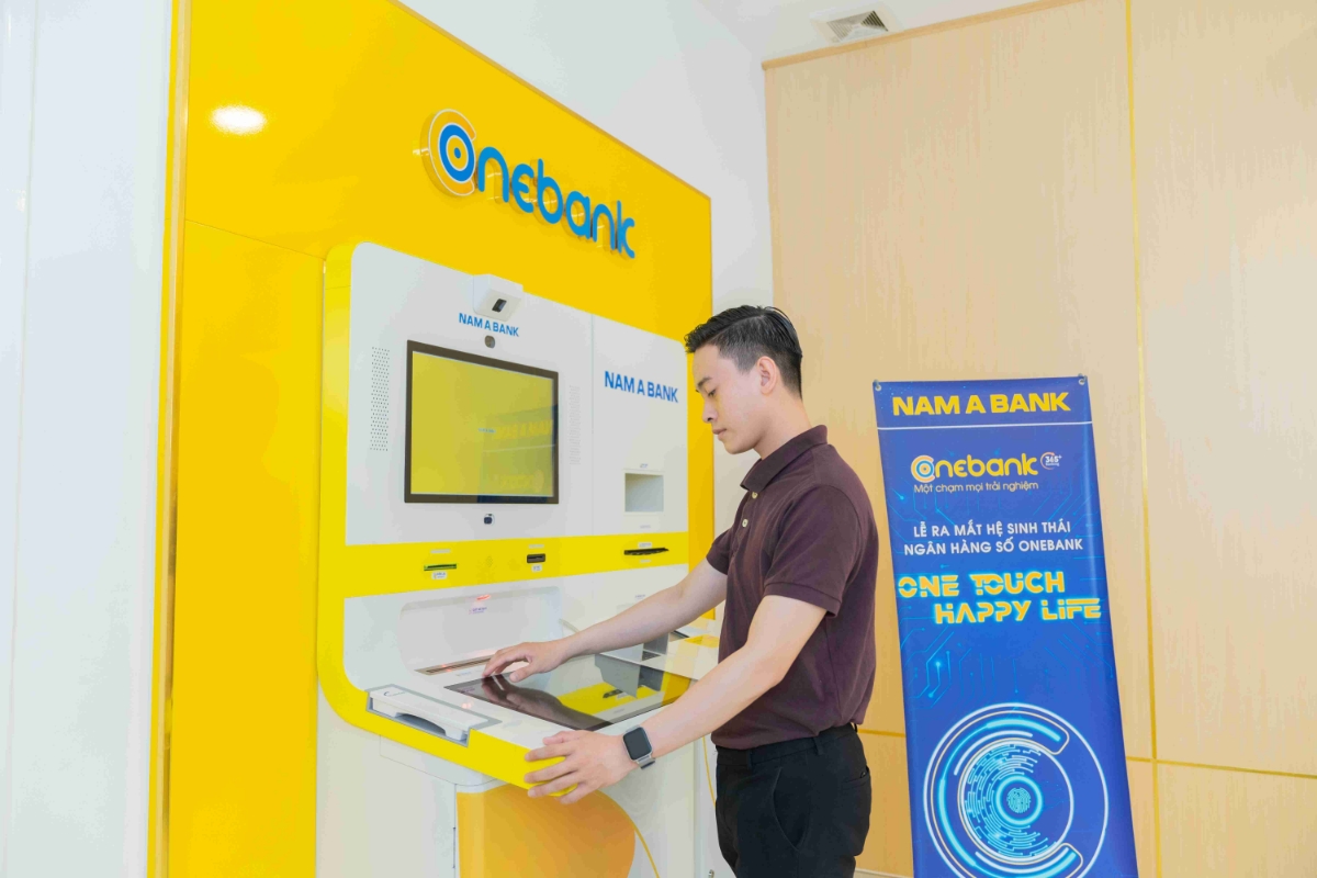 ONEBANK mang đến những trải nghiệm vượt trội cho kh&aacute;ch h&agrave;ng.