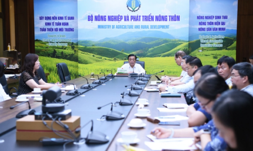 Rau chợ “đội lốt” VietGap vào siêu thị, Bộ trưởng Lê Minh Hoan nói gì?