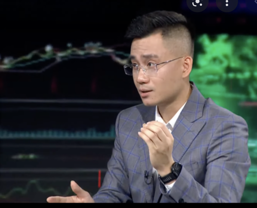 Ông Phan Linh, Sáng Lập công ty CP Take Profit Investment Holdings.