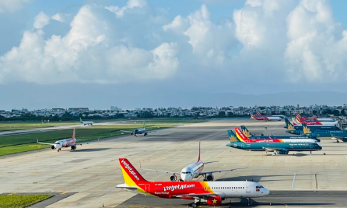 Chuyên gia quan ngại về nhiều quy định “trói buộc” doanh nghiệp hàng không