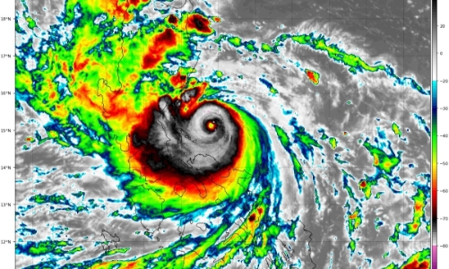 Siêu bão Noru đổ bộ Philippines và dự báo đổ bộ vào Việt Nam