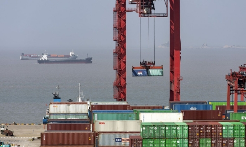 Thặng dư thương mại hơn 1 nghìn tỷ USD của Trung Quốc cũng không thể “cứu” Nhân dân tệ khỏi trượt giá