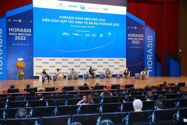 Diễn đàn Hợp tác Kinh tế Ấn Độ Horasis 2022 có 6 phiên toàn thể và 26 phiên thảo luận song song,có sự hiện diện của các chính khách, doanh nhân và học giả đến từ khắp nơi trên thế giới - Ảnh: VGP/Đình Nam