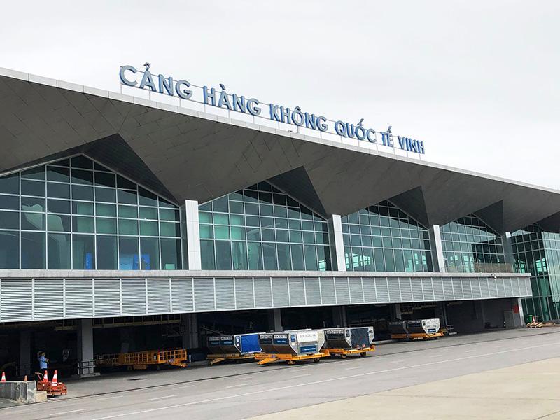 Nhu cầu vận tải hành khách tăng nhanh trong thời gian gần đây đã tạo áp lực lớn đối với hạ tầng Cảng hàng không quốc tế Vinh.
