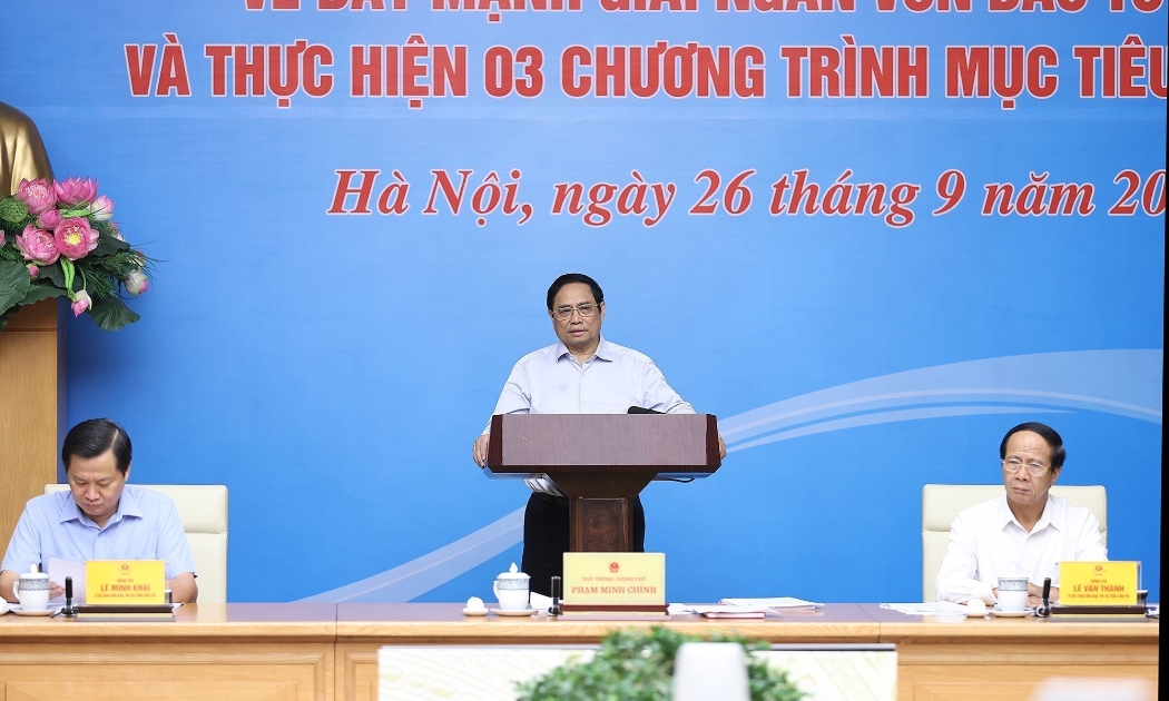 Thủ tướng Phạm Minh Chính: Tuyệt đối không chủ quan với bão số 4. Ảnh: TTXVN