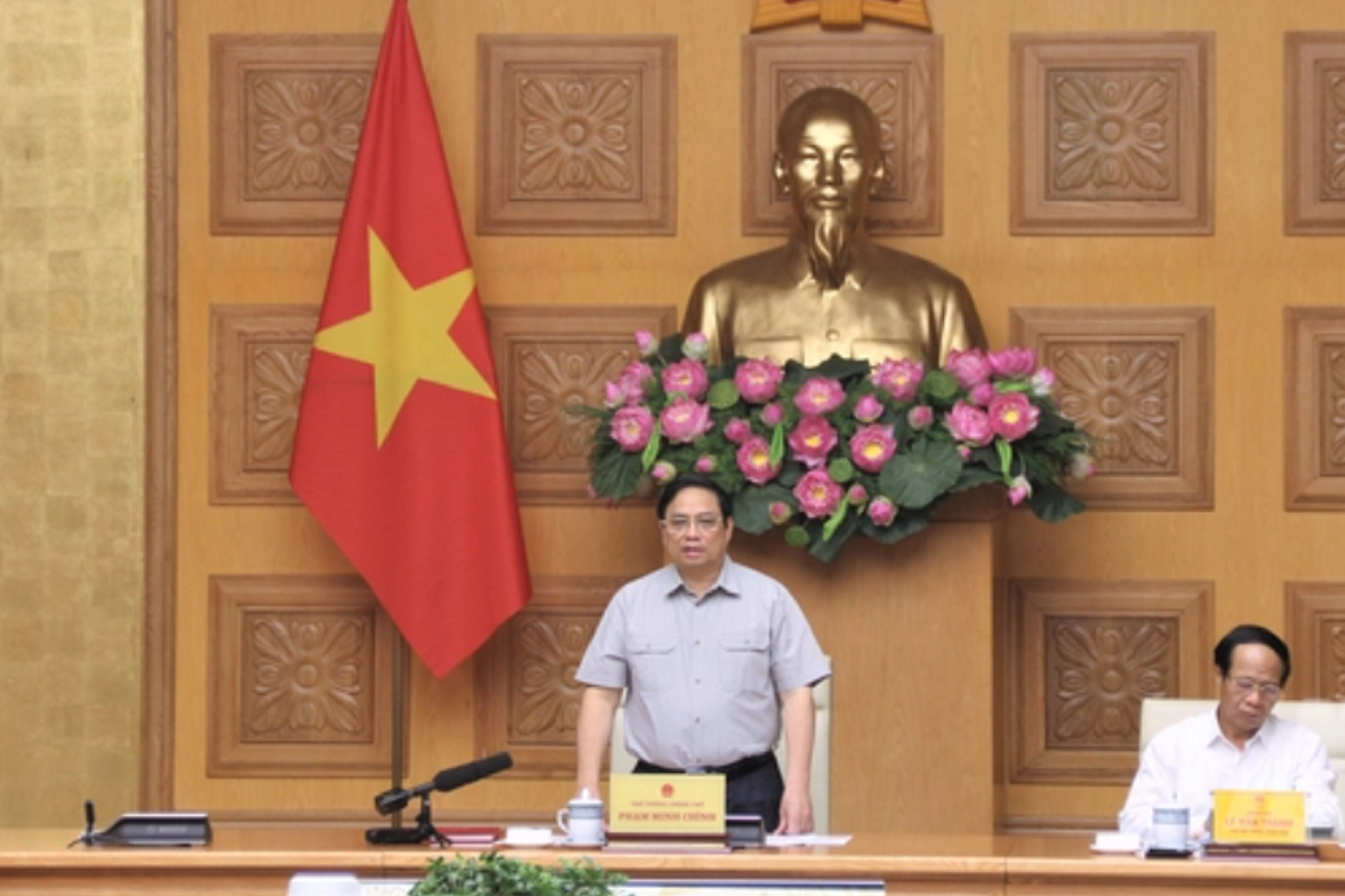 Thủ tướng" "Phải thực thi mọi phương án để giảm thiểu tối đa thiệt hại về người và tài sản cũng như di sản".