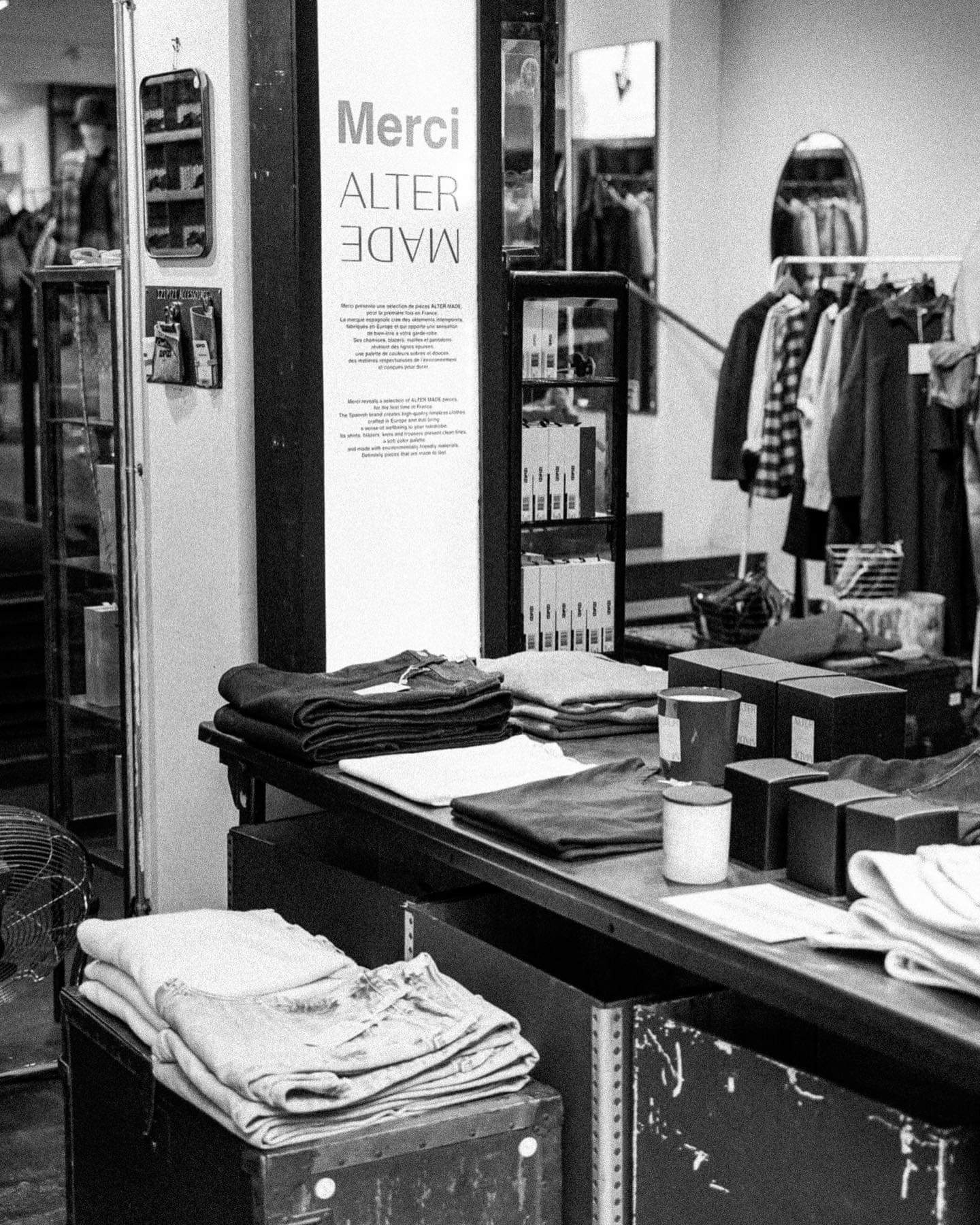 Alter Made cũng đ&atilde; cập bến cửa h&agrave;ng concept Merci Paris, điểm b&aacute;n h&agrave;ng thực tế đầu ti&ecirc;n tại thị trường Ph&aacute;p, v&agrave;o cuối năm ngo&aacute;i.