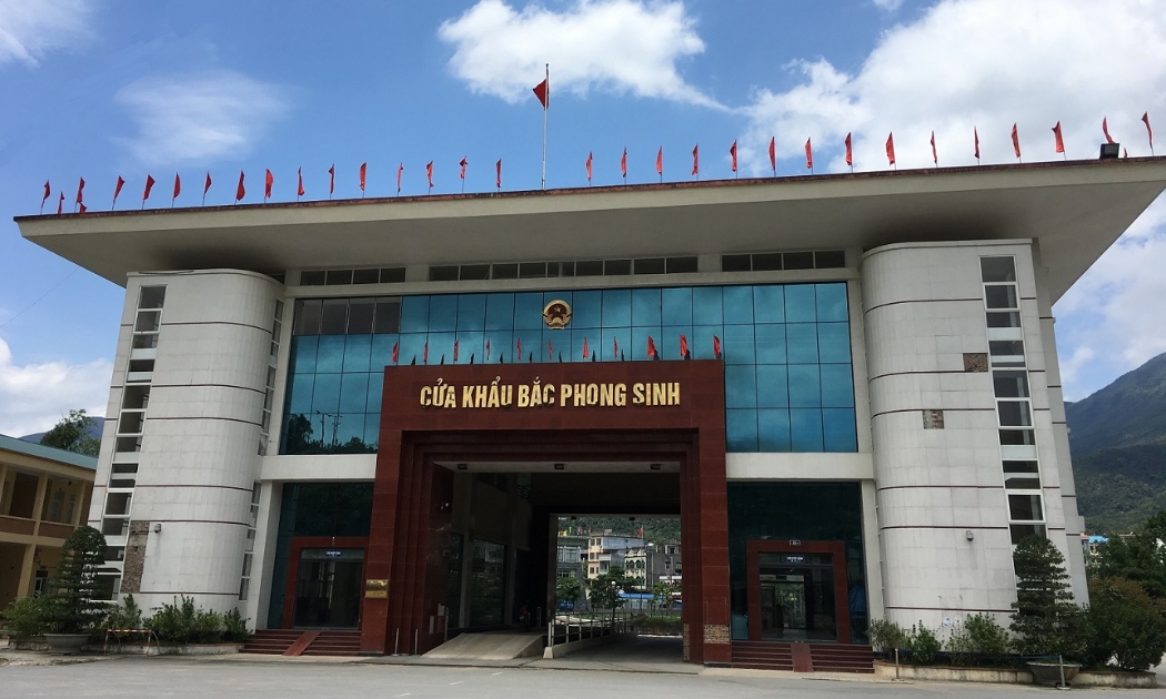 Cửa khẩu Bắc Phong Sinh lại bị đóng vì lý do Covid -19