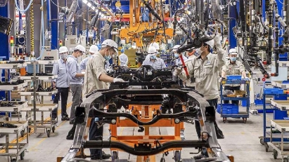 Industrial production continues to recover