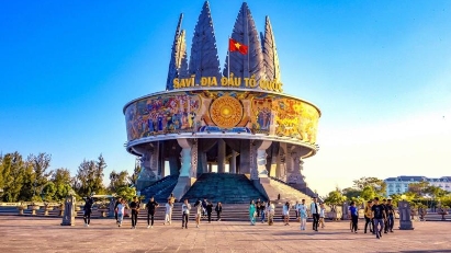 Tourism in Mong Cai growing strongly