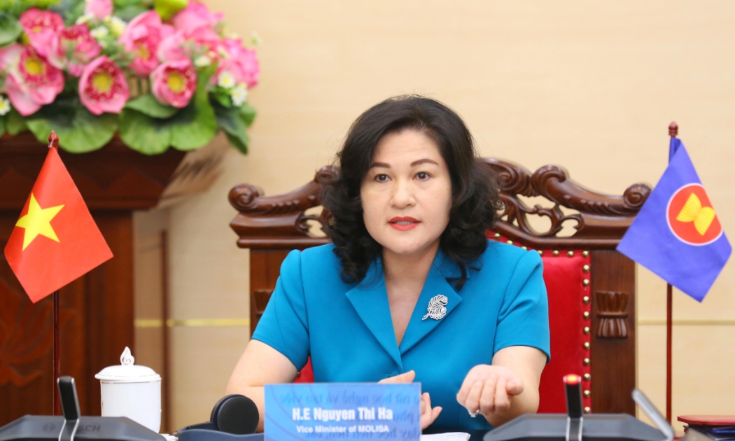 Thứ trưởng Bộ Lao động - Thương binh và Xã hội Nguyễn Thị Hà tham dự Đối thoại cấp Bộ trưởng ASEAN-Hoa Kỳ theo hình thức trực tuyến. Ảnh - MOLISA.