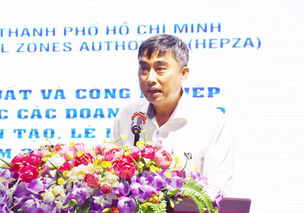 &Ocirc;ng Phạm Thanh Trực, Ph&oacute; trưởng Ban Quản l&yacute; c&aacute;c Khu chế xuất - Khu c&ocirc;ng nghiệp TP.HCM, ph&aacute;t biểu tại hội nghị - Ảnh: ĐN.