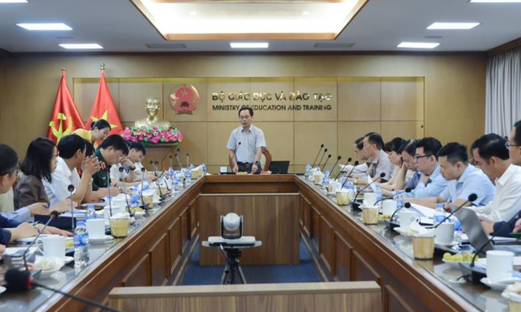 Thứ trưởng Hoàng Minh Sơn chủ trì cuộc họp