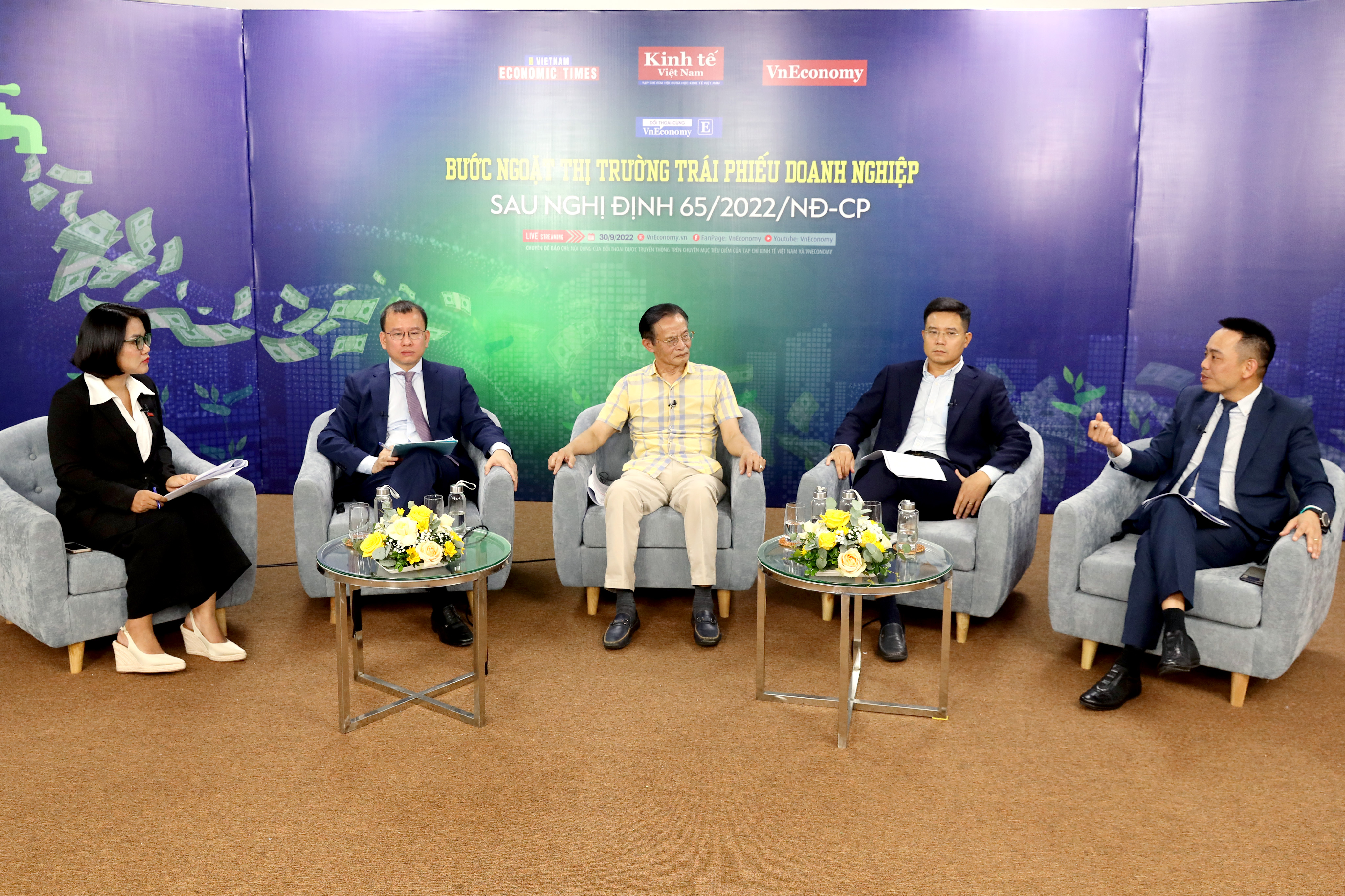 Đối thoại chuyên đề "Bước ngoặt thị trường trái phiếu doanh nghiệp sau Nghị định 65/2022/NĐ-CP" ngày 30/09/2022. Ảnh: Chu Xuân Khoa.