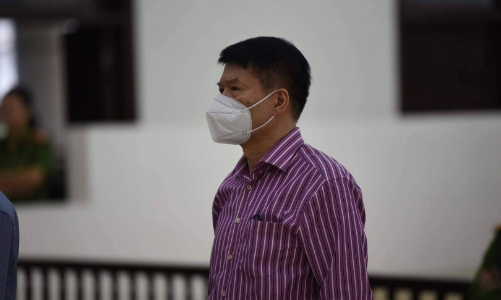 Vụ VN Pharma: Cựu Thứ trưởng Bộ Y tế Trương Quốc Cường nộp thêm 500 triệu đồng