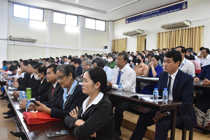 C&aacute;c đại biểu tham dự Diễn đ&agrave;n.