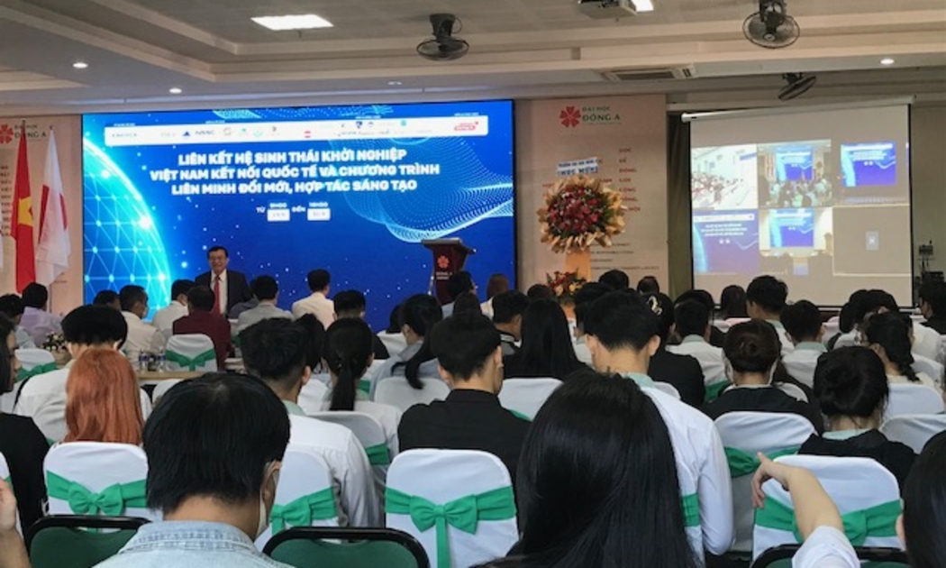 Quang cảnh Chương trình liên kết hệ sinh thái khởi nghiệp Việt Nam kết nối quốc tế tại điểm cầu Đà Nẵng.