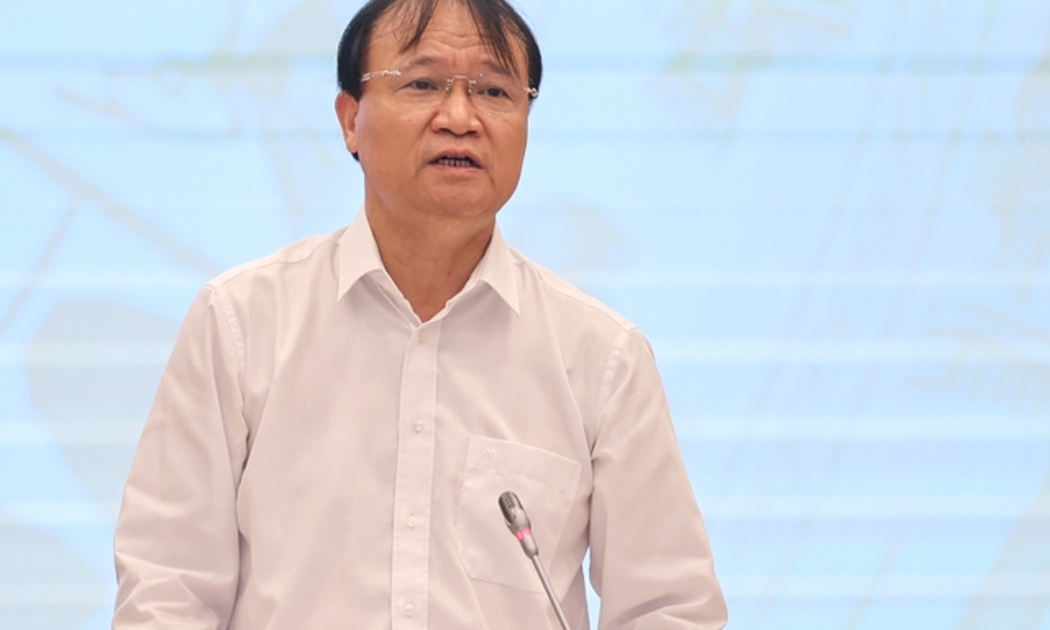 Thứ trưởng Bộ Công Thương Đỗ Thắng Hải thông tin về mức chiết khấu trong kinh doanh xăng dầu. Ảnh - VGP.