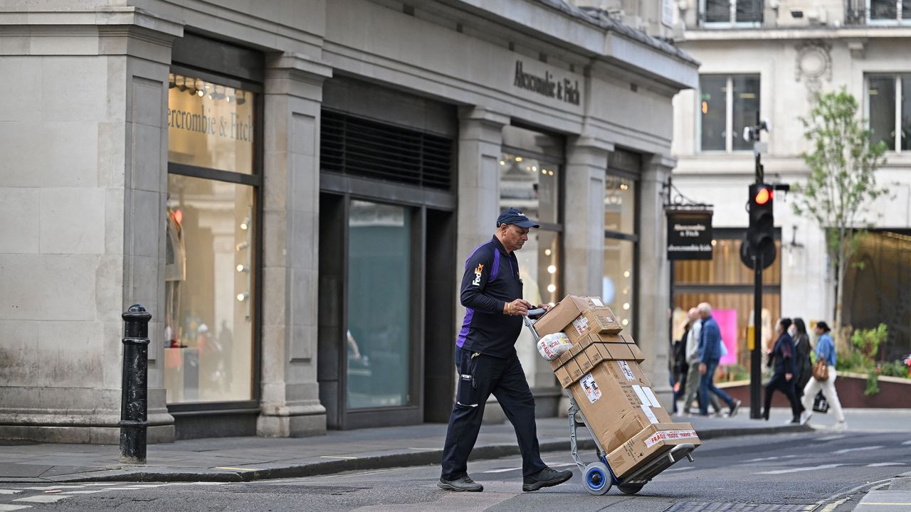 Hoạt động kinh doanh của FedEx - với mạng lưới vận tải trên toàn cầu - là một chỉ báo cho xu hướng kinh tế thế giới - Ảnh: Getty Images