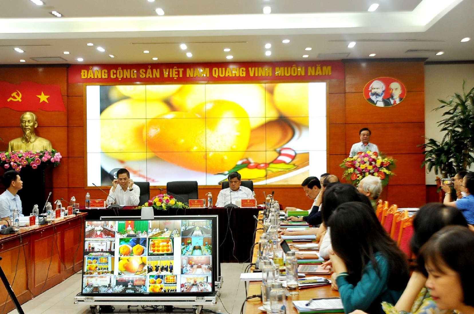 Bộ trưởng Lê Minh Hoan phát biểu tại hội nghị.