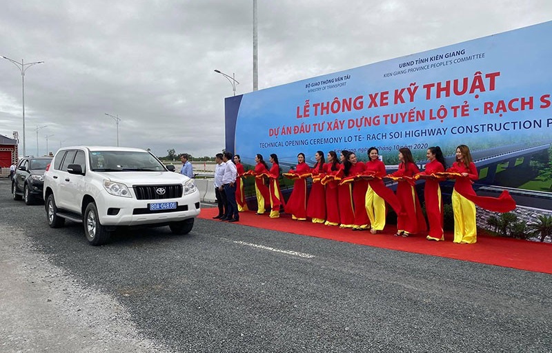 Tuyến Lộ Tẻ - Rạch Sỏi đã được xây dựng và hoàn thành trước đó.