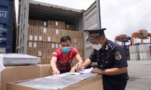 Hải quan xử phạt, ấn định thuế nhiều doanh nghiệp gian lận, tăng thu ngân sách trên 250 tỷ