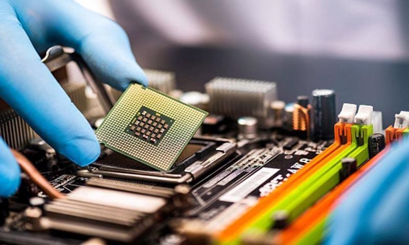 Opportunity for Vietnam to become global center of semiconductor production