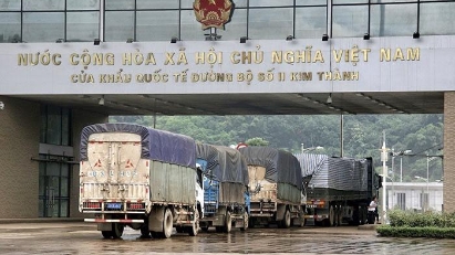 Border trade with China down sharply