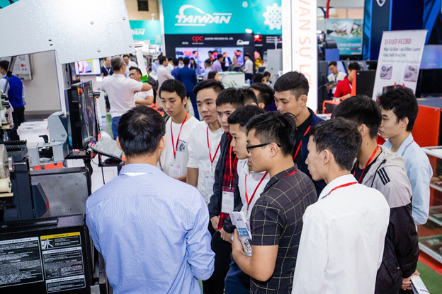 MTA Hanoi is a platform to network on trade and creates new business opportunities.&nbsp;