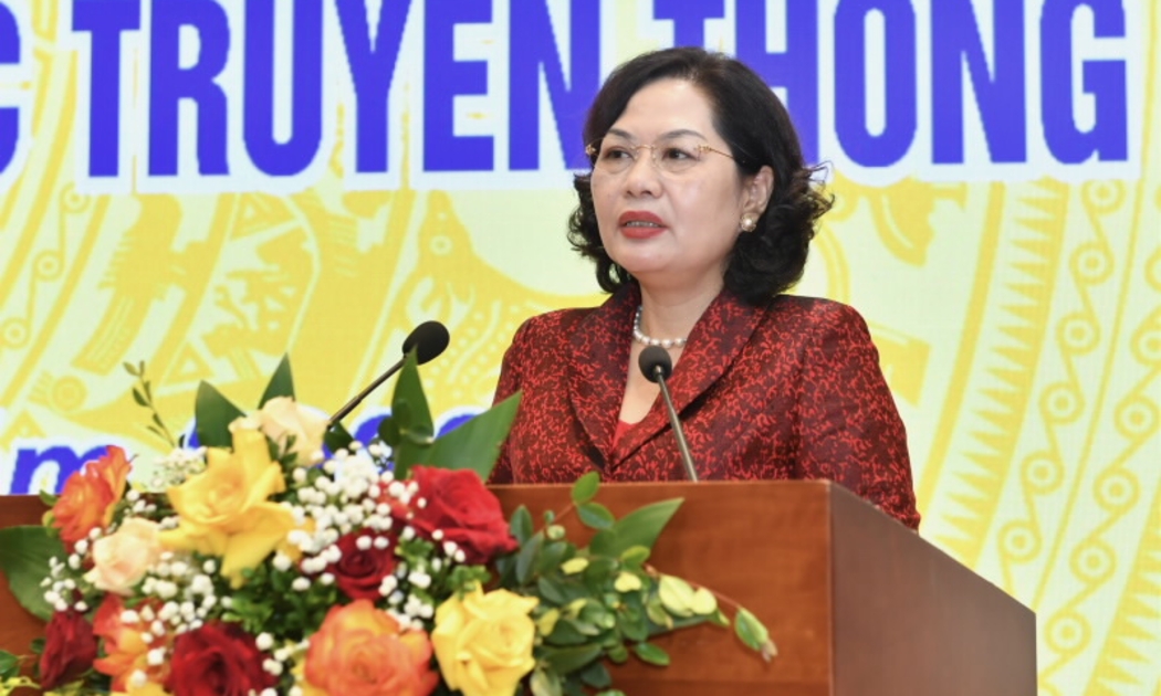 Thống đốc Nguyễn Thị Hồng phát biểu tại hội nghị