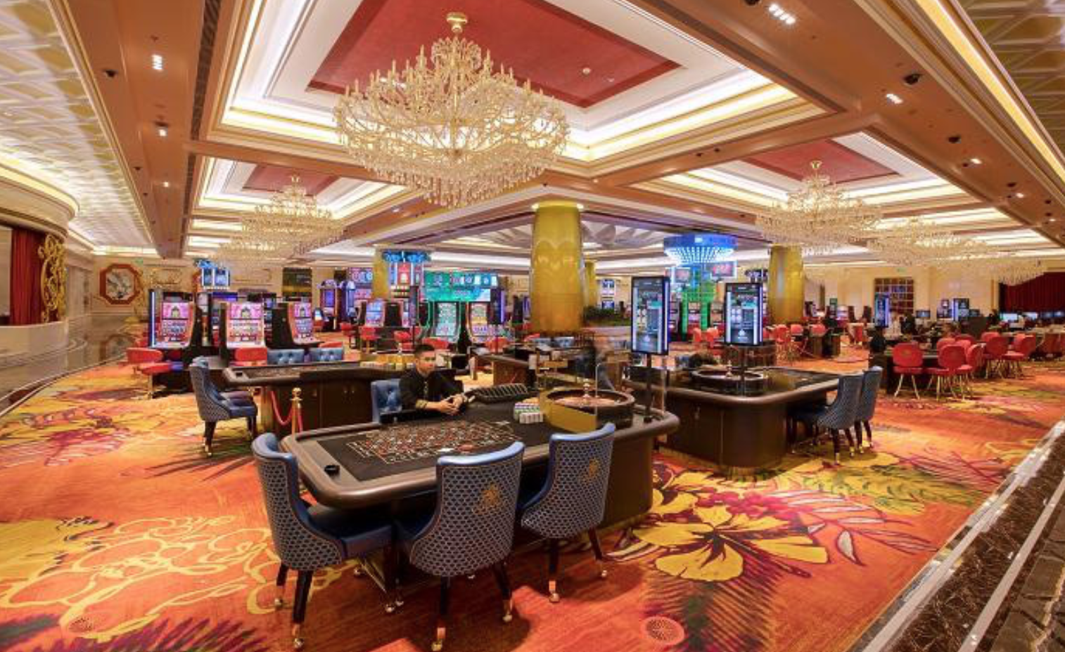 Bên trong Corona Casino Phú Quốc.