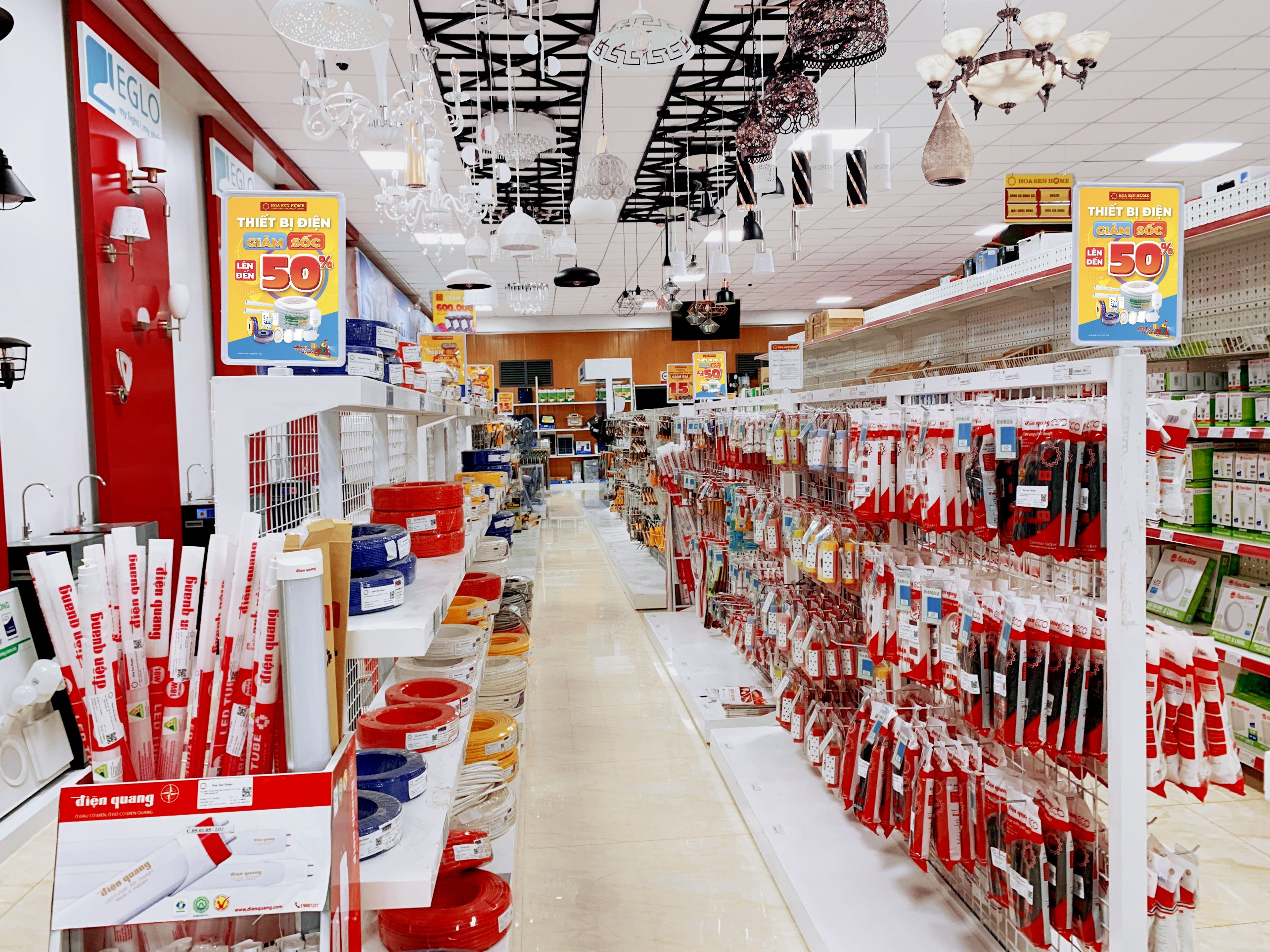 Thiết bị điện giảm gi&aacute; sốc l&ecirc;n đến 50%.