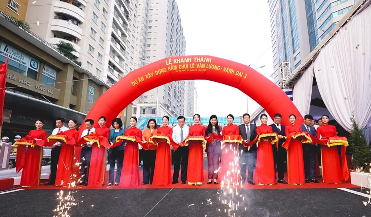 Dự án khánh thành đúng dịp kỷ niệm ngày giải phóng thủ đô 10/10, kỳ vọng giải quyết tình trạng ùn tắc giao thông khu vực đường Lê Văn Lương - Tố Hữu - Vành đai 3.