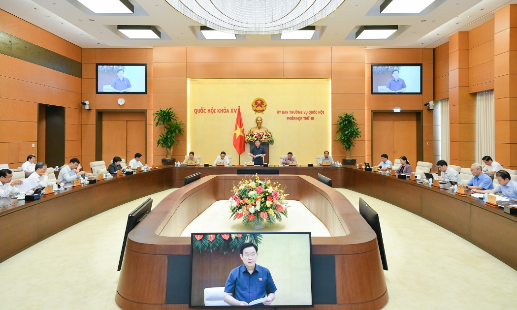 Toàn cảnh phiên họp của Ủy ban Thường vụ Quốc hội