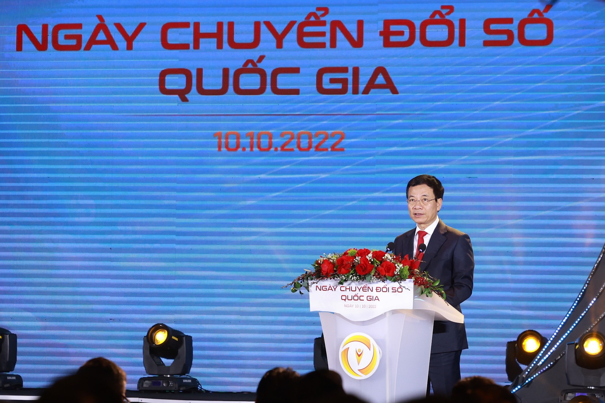 Bộ trưởng Bộ Thông tin và Truyền thông, Phó Chủ tịch Ủy ban Quốc gia về chuyển đổi số Nguyễn Mạnh Hùng