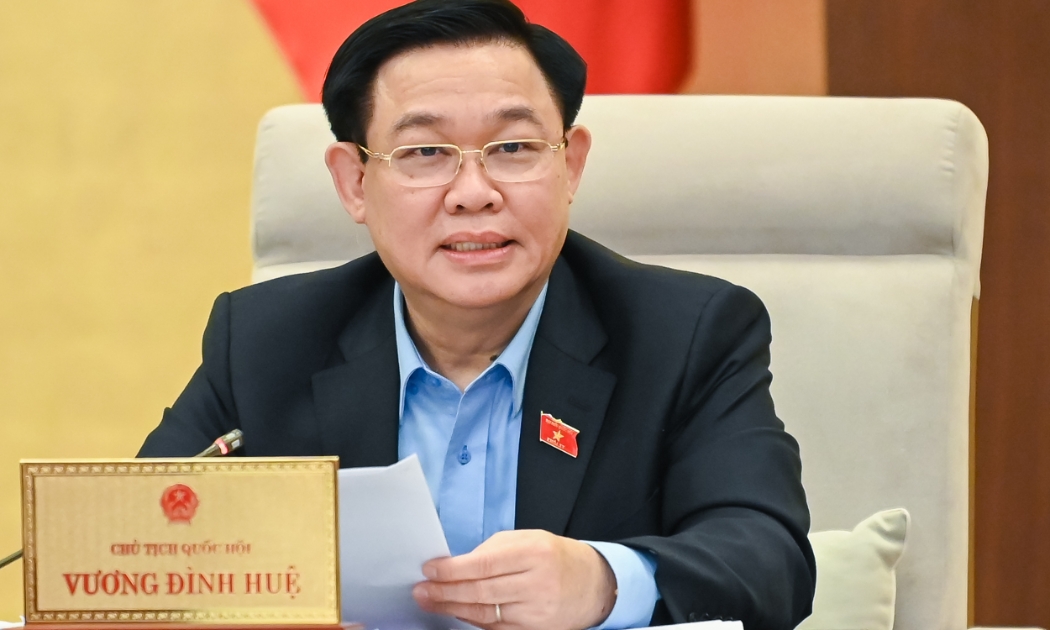 Chủ tịch Quốc hội Vương Đình Huệ nhấn mạnh cần đánh giá tác động to lớn của Nghị quyết 30. Ảnh - Quochoi.vn.