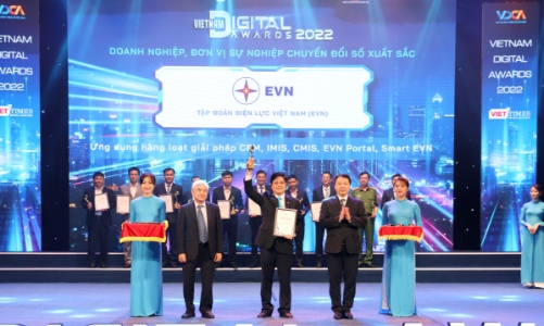 EVN nhận giải thưởng Doanh nghiệp chuyển đổi số xuất sắc năm 2022