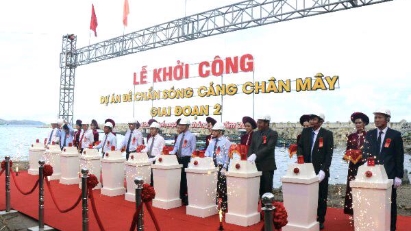 Construction of Chan May Port Breakwater gets underway