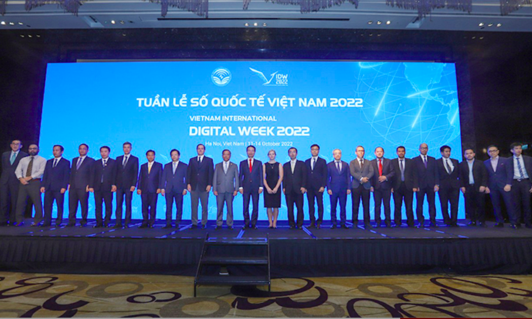 “Tuần lễ số Quốc tế Việt Nam-VIDW2022” do Bộ Thông tin và Truyền thông tổ chức đã chính thức khai mạc vào ngày 11/10 tại Hà Nội. Tuần lễ số Quốc tế Việt Nam diễn ra trong 4 ngày, từ ngày 11-14/10/2022. 