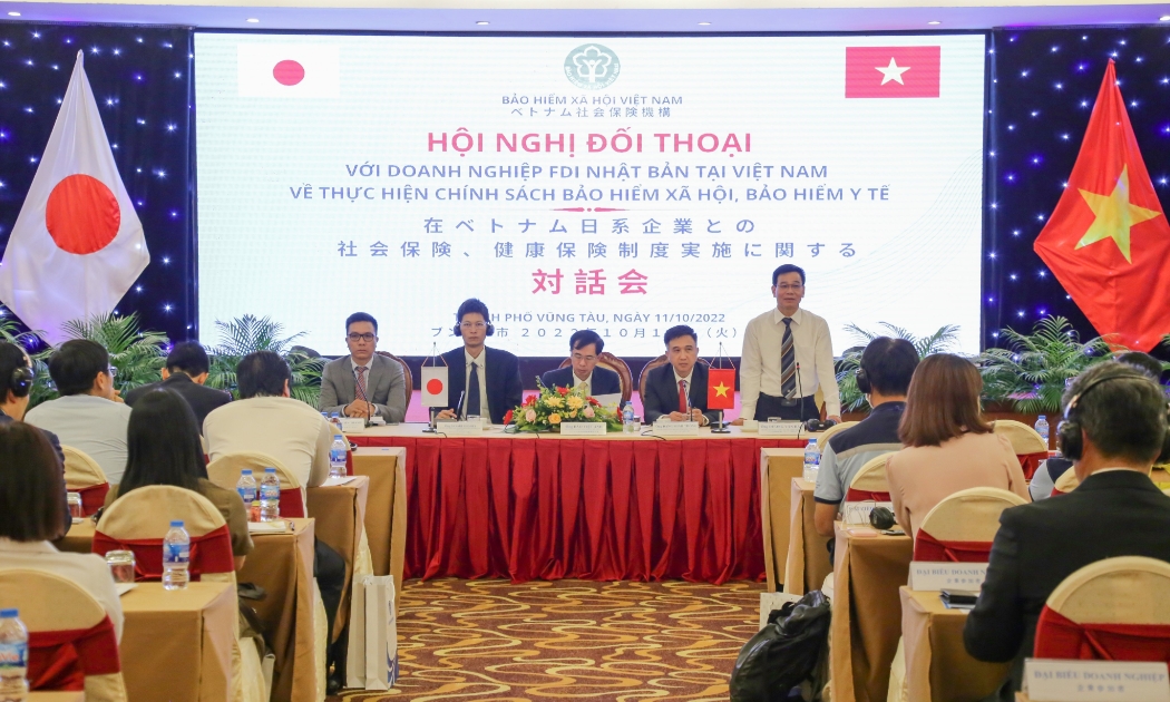 Hội nghị đối thoại giữa Bảo hiểm xã hội Việt Nam và các doanh nghiệp FDI Nhật Bản chiều 11/10.