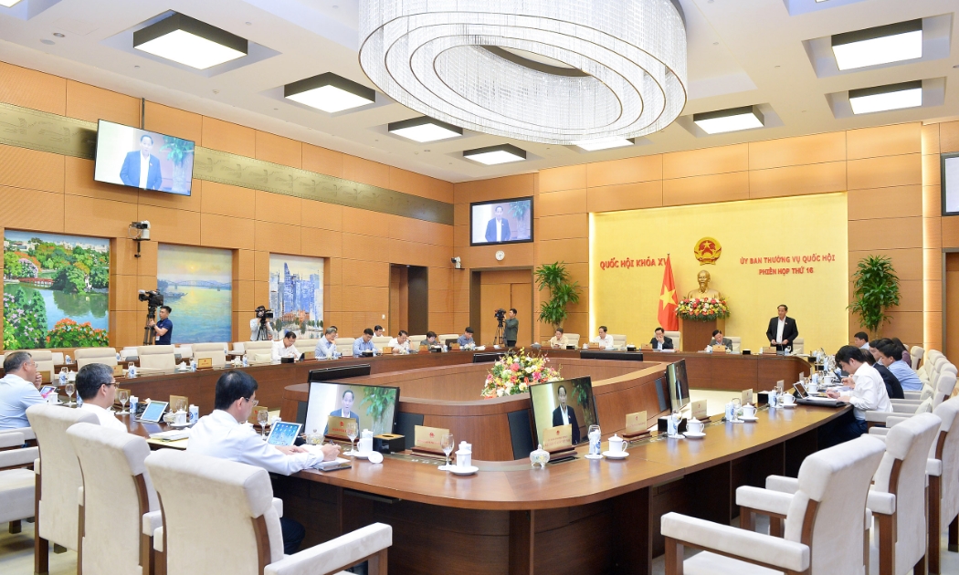 Toàn cảnh phiên họp